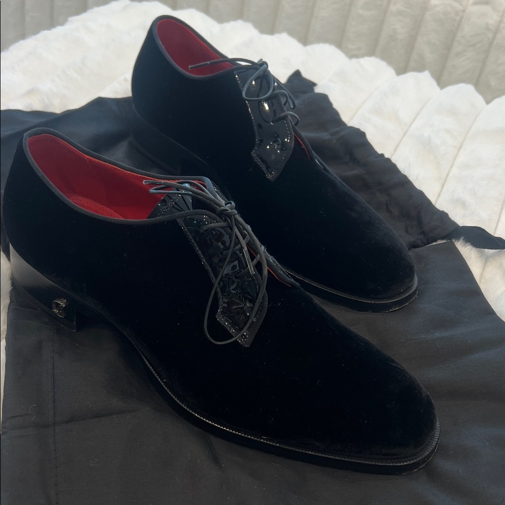 RARE Elegant Velvet Black Christian Louboutin Shoes